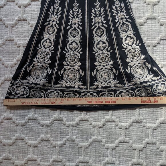 Share INC International Concepts Black and Tan Floral Embroidered Beaded Dress M - Picture 7 of 10